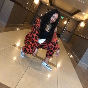 Meet your Posher, Quanavia